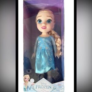 Disney Frozen My Friend Elsa Doll 14" Tall Cape Skirt Shoes 2025 NEW